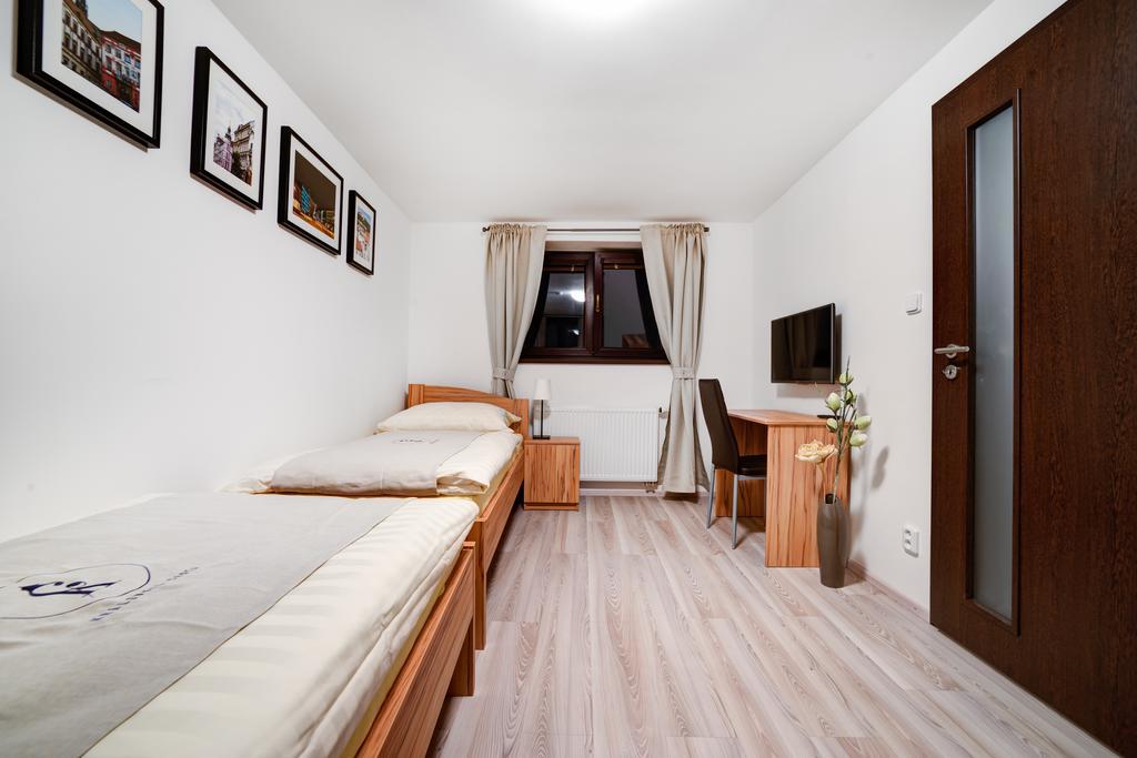 Penzion Kralovska Cesta Brno Ruang foto