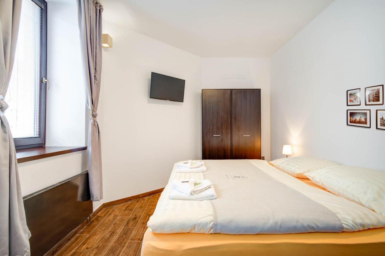 Penzion Kralovska Cesta Brno Bagian luar foto