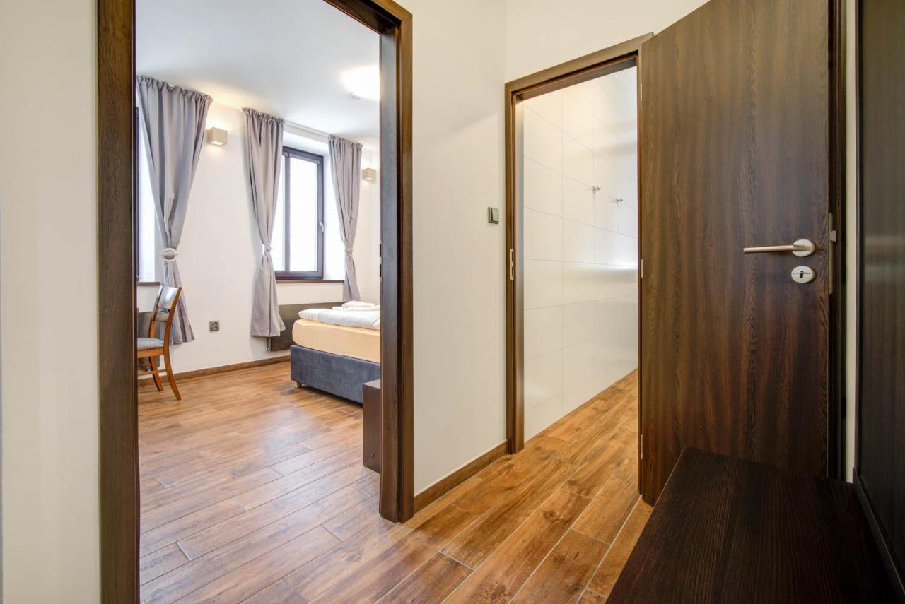 Penzion Kralovska Cesta Brno Bagian luar foto